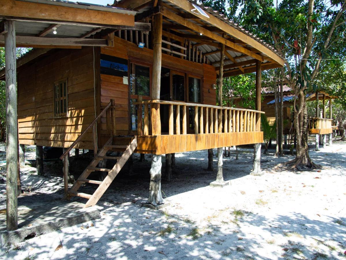Funky Beach Hostel สีหนุวิลล์ ภายนอก รูปภาพ