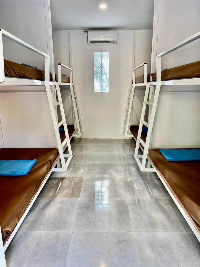 Funky Beach Hostel สีหนุวิลล์ ภายนอก รูปภาพ