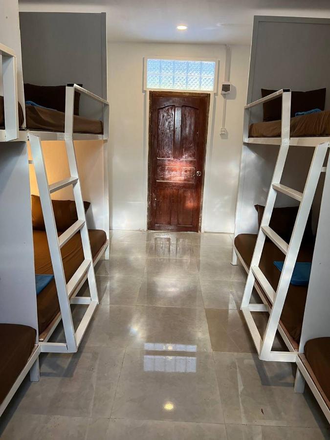 Funky Beach Hostel สีหนุวิลล์ ภายนอก รูปภาพ