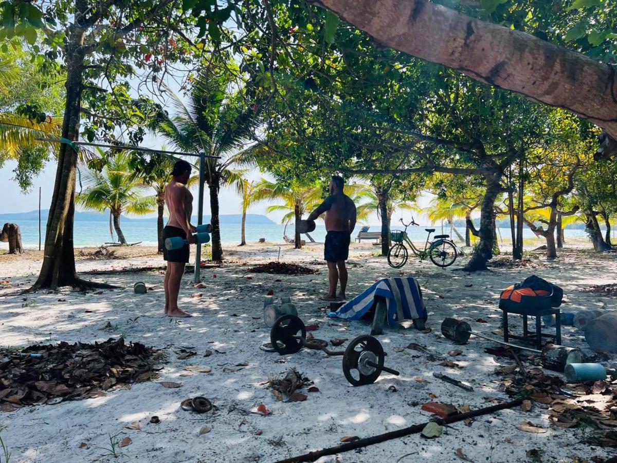 Funky Beach Hostel สีหนุวิลล์ ภายนอก รูปภาพ